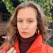 Илария Поперняк